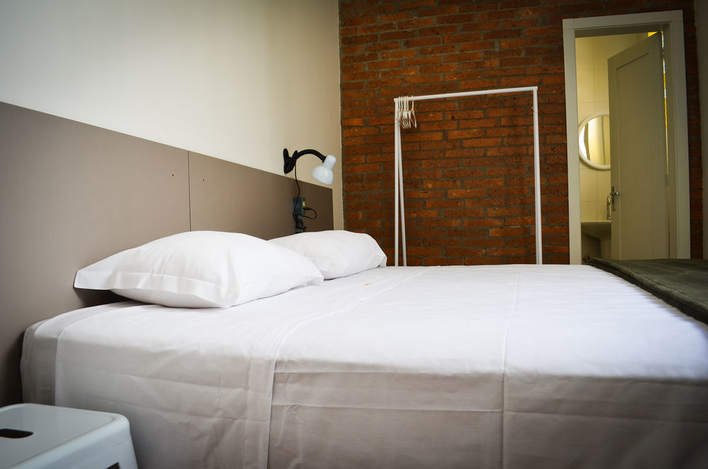 Brick Hostel بورتو أليغري المظهر الخارجي الصورة